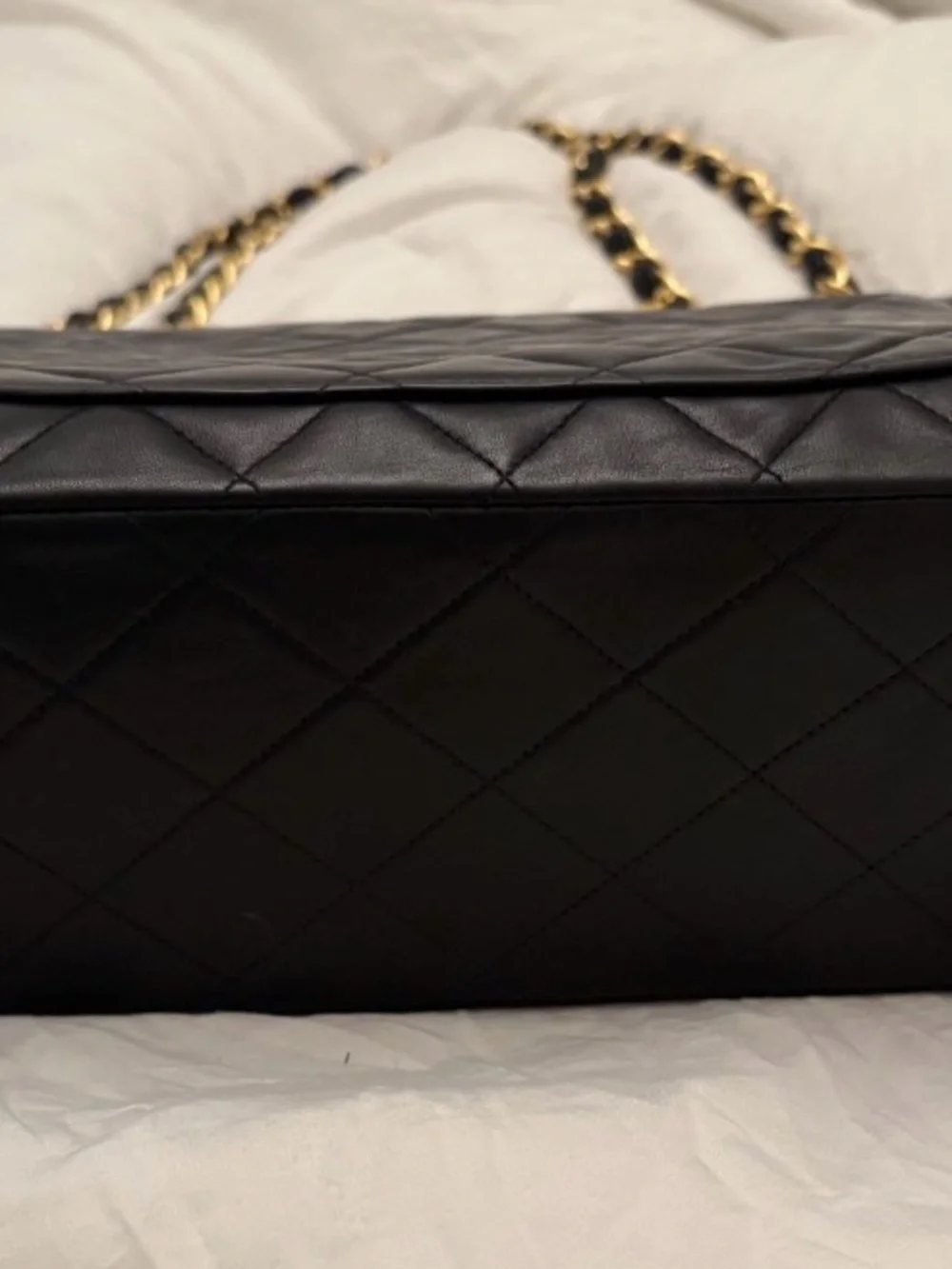 CHANEL Black Quilted Shoulder Bag with Gold Hardware - Picture 10 of 11